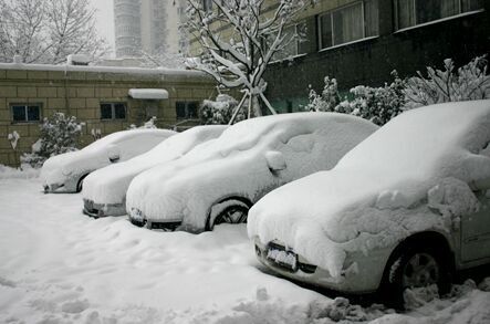 12.12特惠丨老司机教你1招，一分钟快速除雪还不伤玻璃！ 