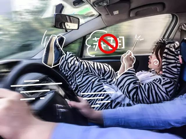 危险与舒服同在，车内错误坐姿可致命！ 