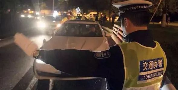 车主注意！这件事上千万别犯“拖延症”，否则…… 